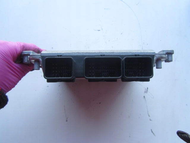 фото №2, Бортовой компьютер citroen c5 2.0 hdi bosch 0281011091