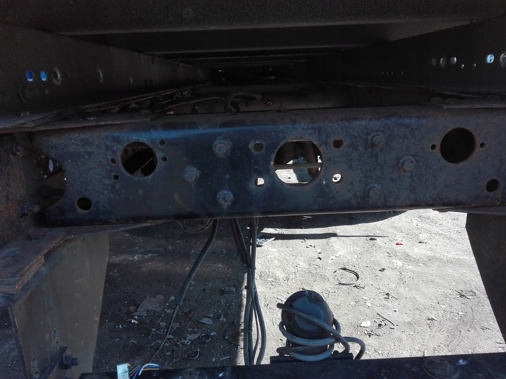 фото №1, Задняя балка w рама заглушка iveco eurocargo 150 zł