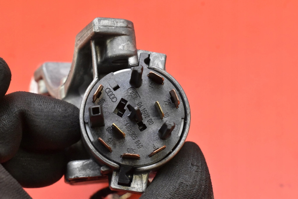 фото №7, Замок запалювання ключ 4b0905851c skoda fabia 2 ii 1.2 12v 69 km 10-14