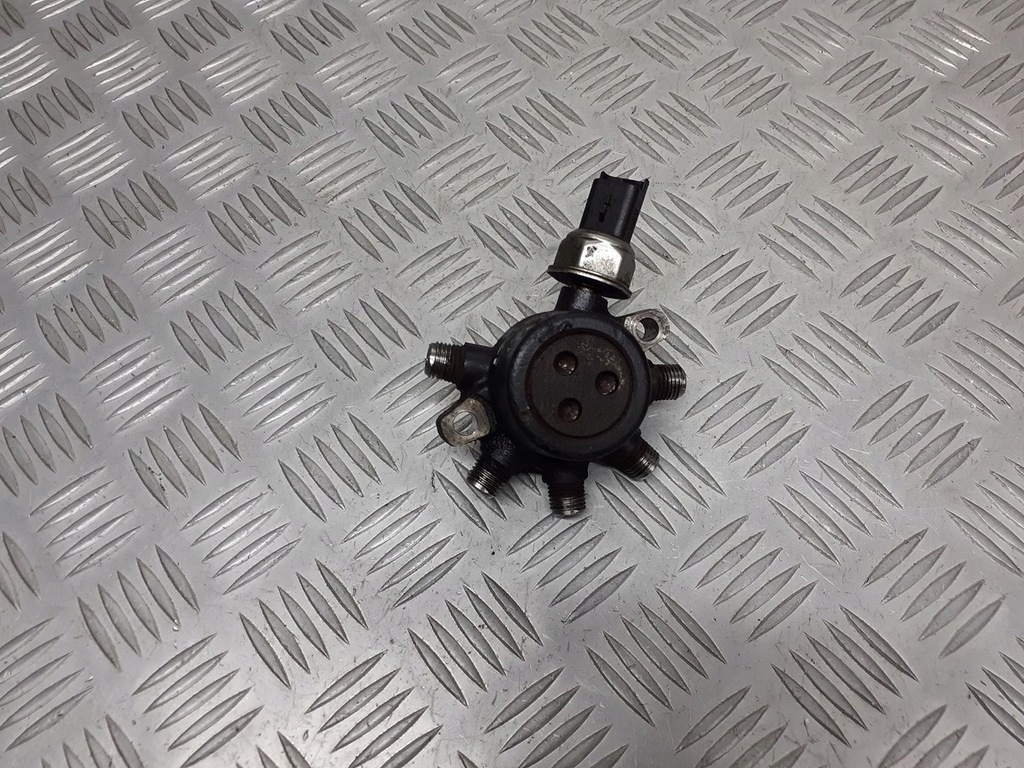 фото №3, Распределитель топлива renault clio iii 1.5 dci