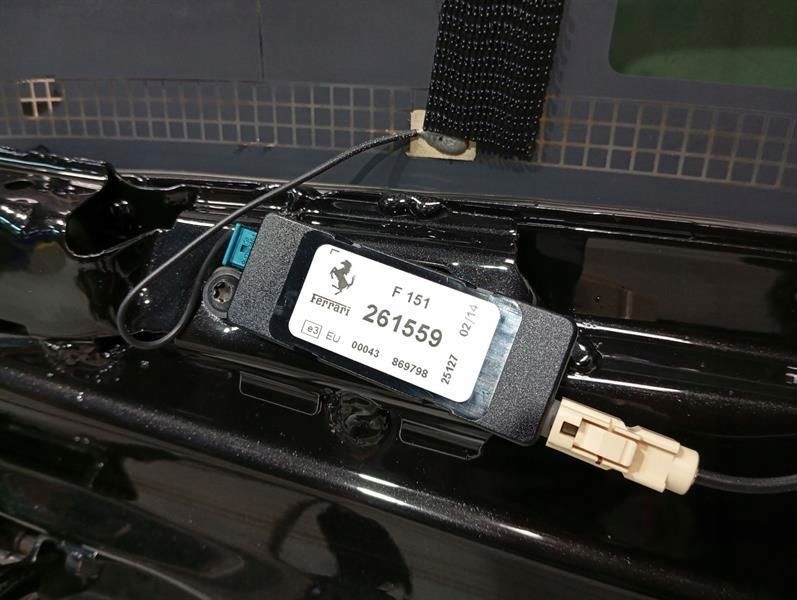 фото №12, Кришка багажника ferrari ff f151 84025411 з wadą