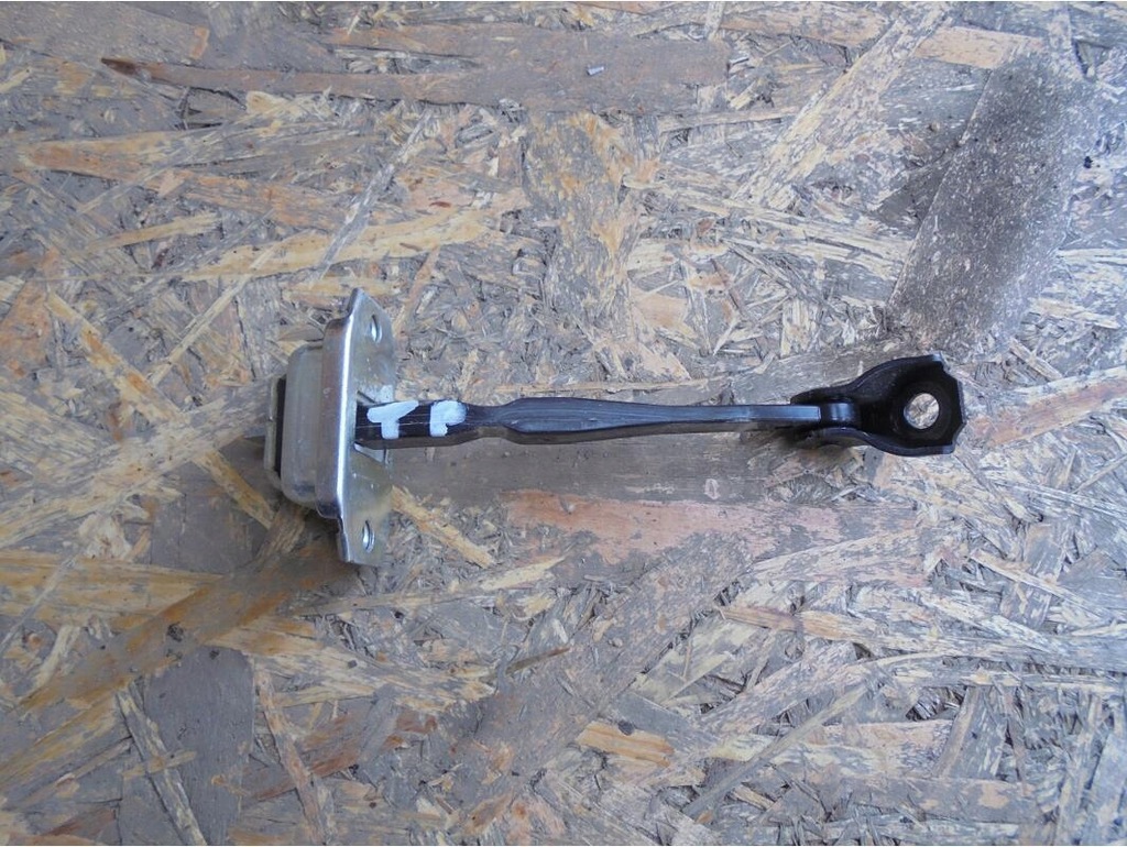 фото №1, Renault kadjar обмежувач двері задня правий