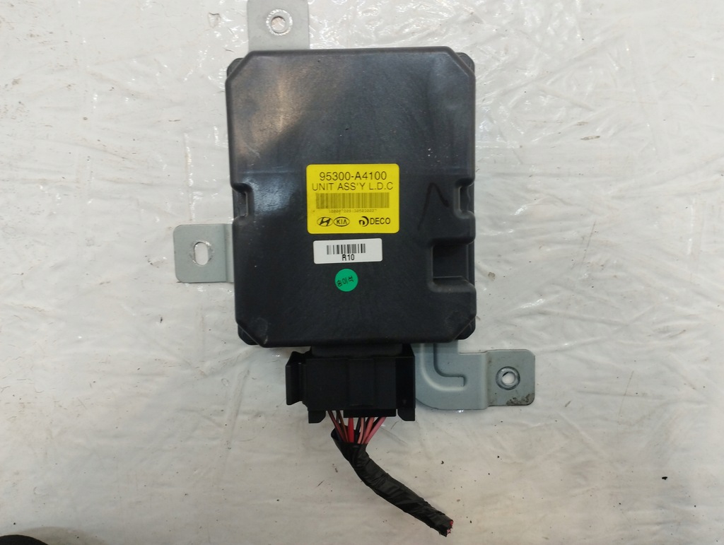 фото №1, Kia carens iv модуль блок управления 95300-a4100