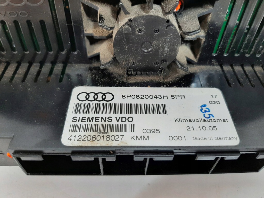 фото №12, Audi a3 8p 06r панель обдув кондиціонера 8p0820043h