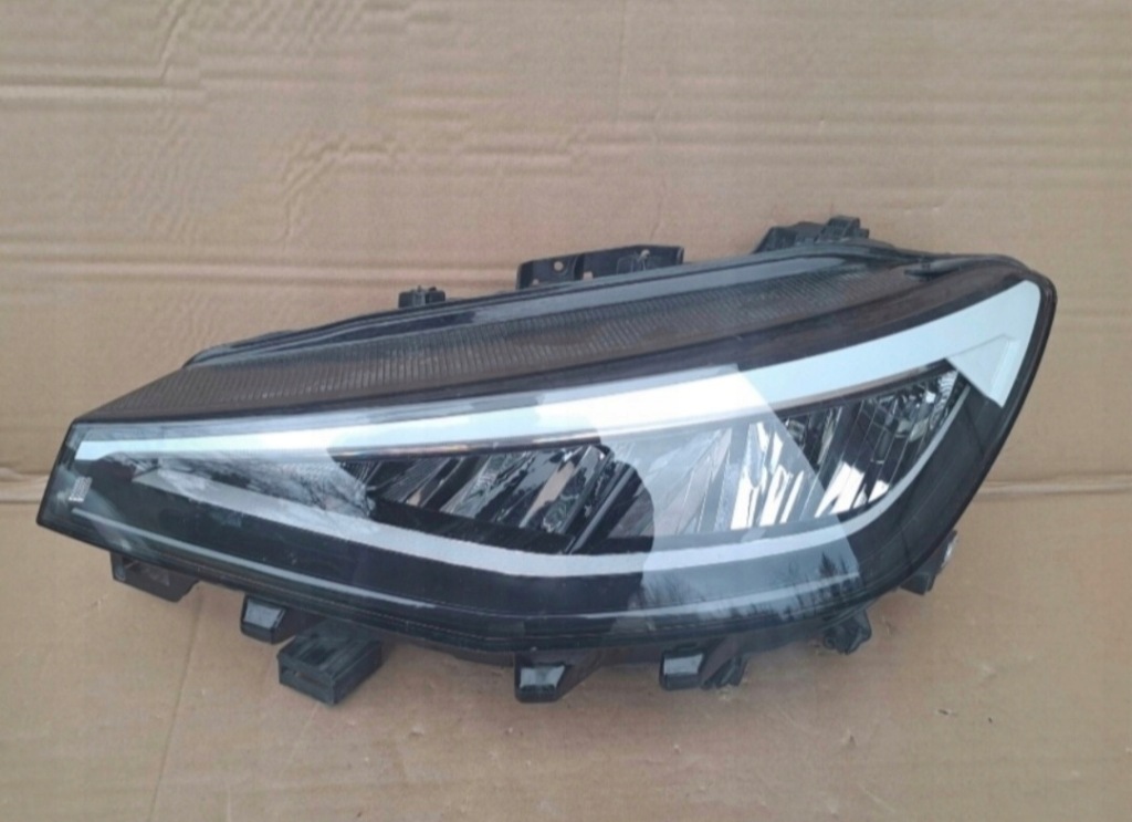 фото №1, Vw id 4 id4 левая лампа full led 11b941005a б/у