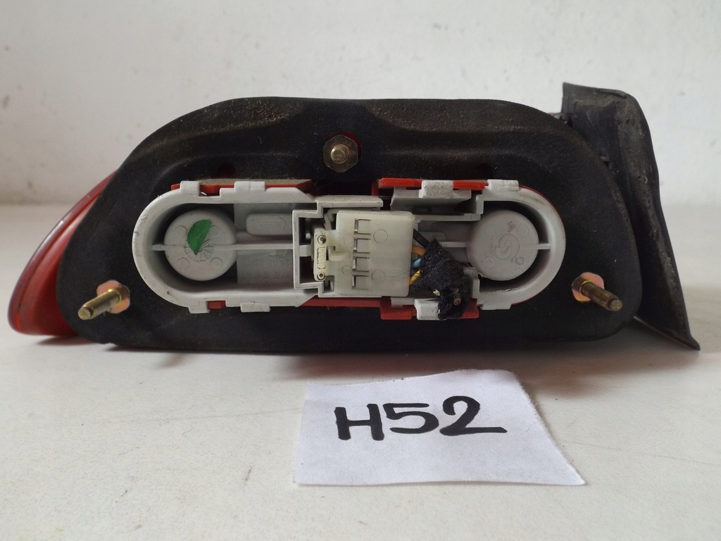 фото №2, Alfa romeo 159 лампа правий задня