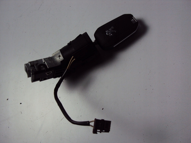 фото №2, Замок запалювання з ключ peugeot rifter