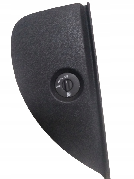 фото №1, Renault clio iii 3 05-09 заглушка панели правая