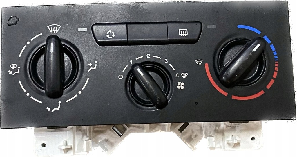 фото №1, Berlingo iii панель обдув