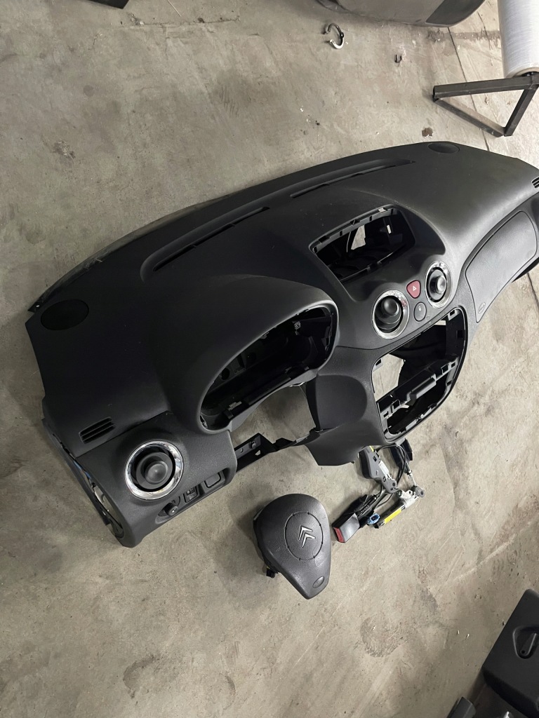 фото №2, Citroen c2 консоль подушки безпеки ремені комплект