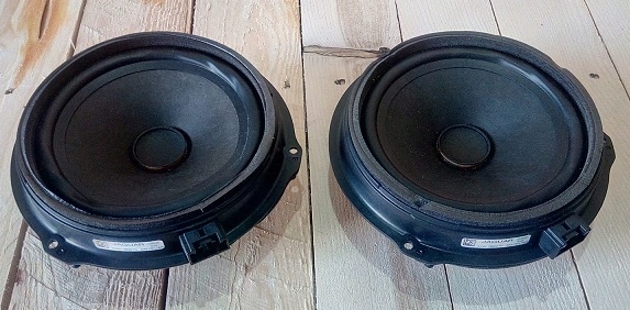 фото №1, Jaguar xf x250 xj 351 динамик дверь aw93-18808-fc