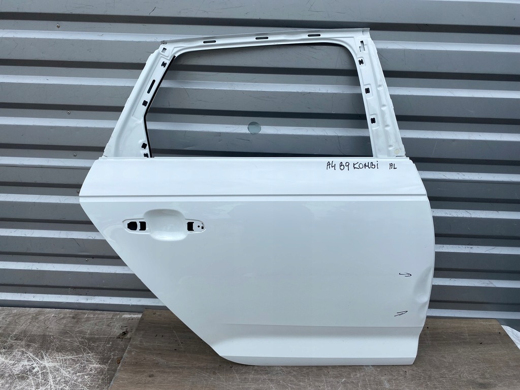 фото №1, Audi a4 b9 kombi праве задні двері