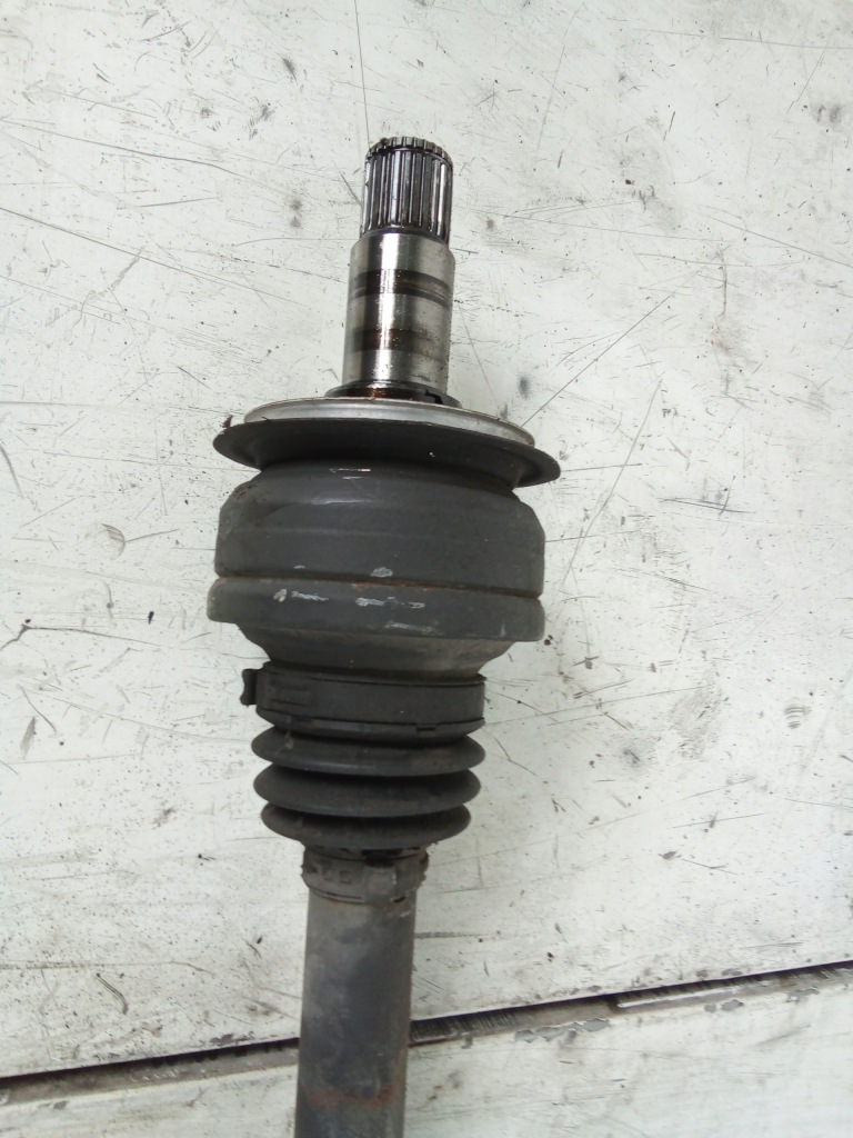 L12 приводной вал mercedes w207 кабриолет  3.5b v6 Доставка