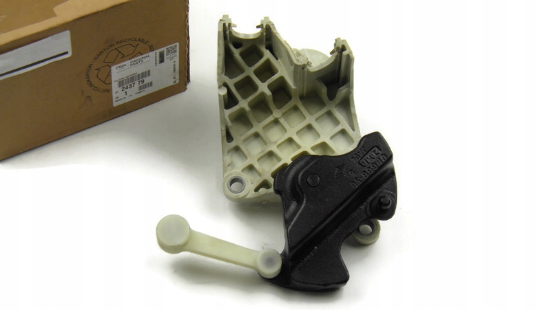 фото №1, Кронштейн кронштейн тросов передач c4 307 be4 oryg