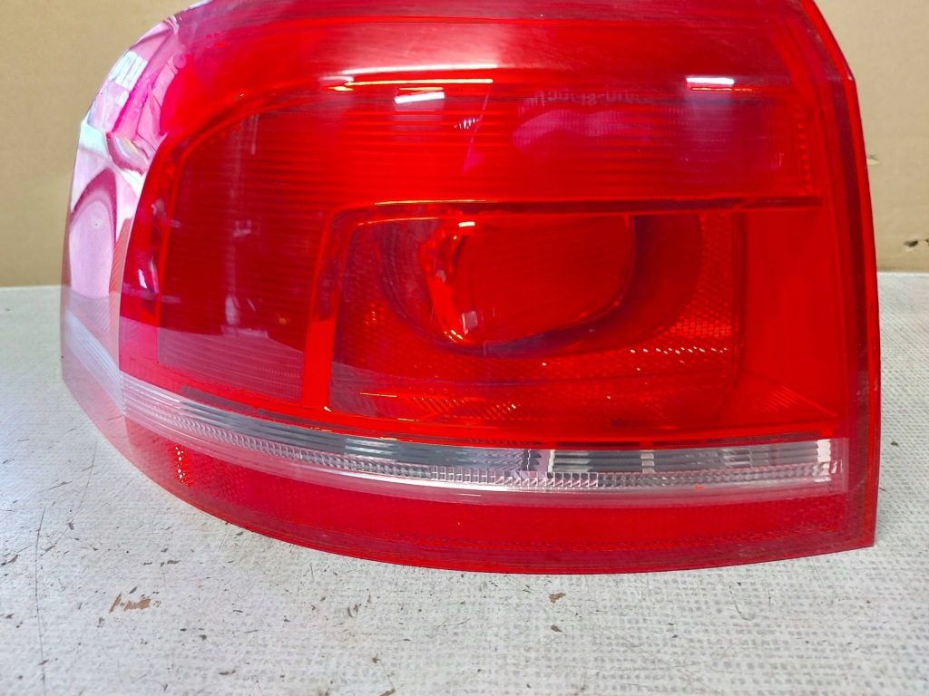 фото №1, Vw passat b7 лампа левый задняя 3af945095c