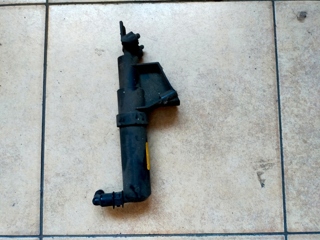 фото №1, Volvo v50 s40 помпа омивача фари