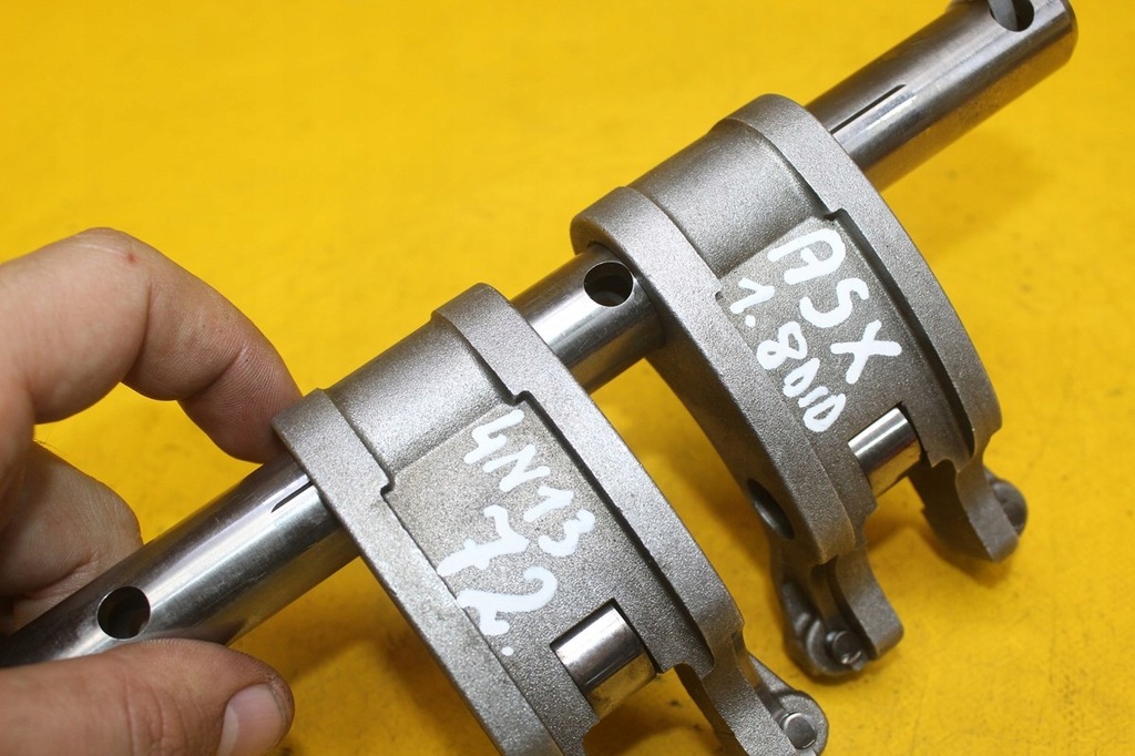 фото №8, Вал толкатели коромысла pieski клапанные mitsubishi asx 1.8 did 4n13