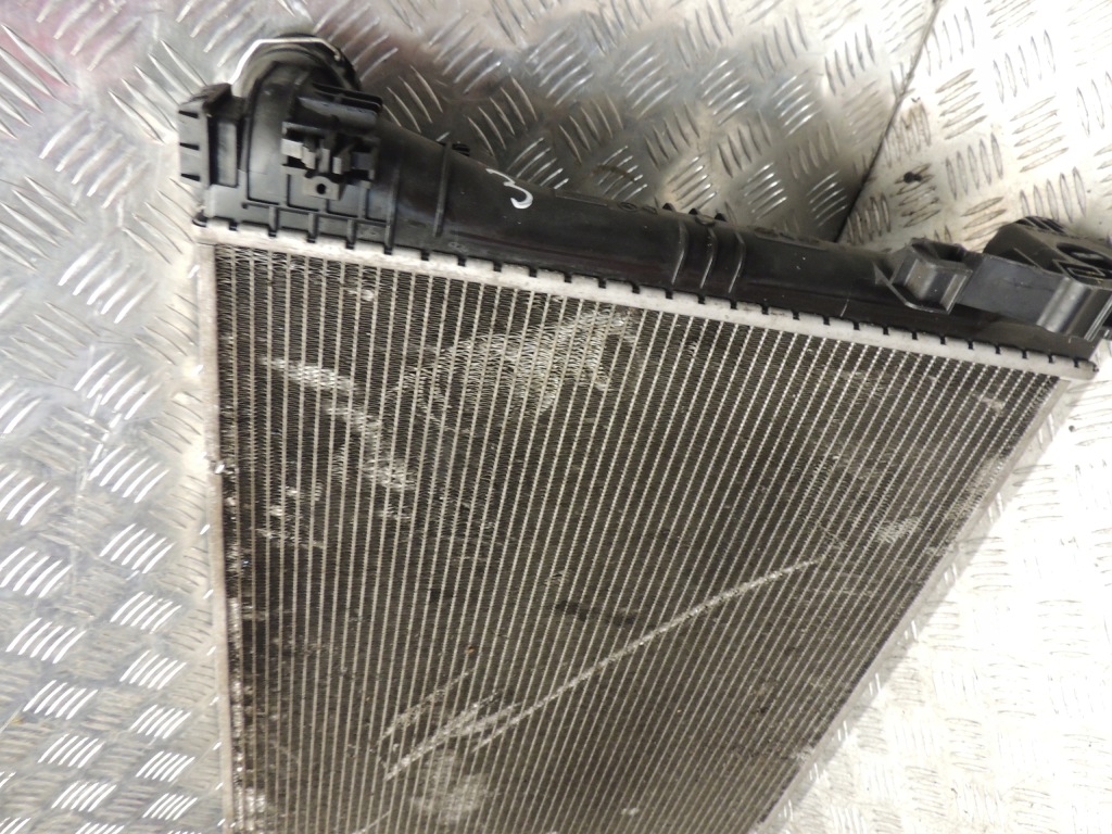 Mercedes w207 радиатор воды 3.0cdi 350 кабриолет Оригинал