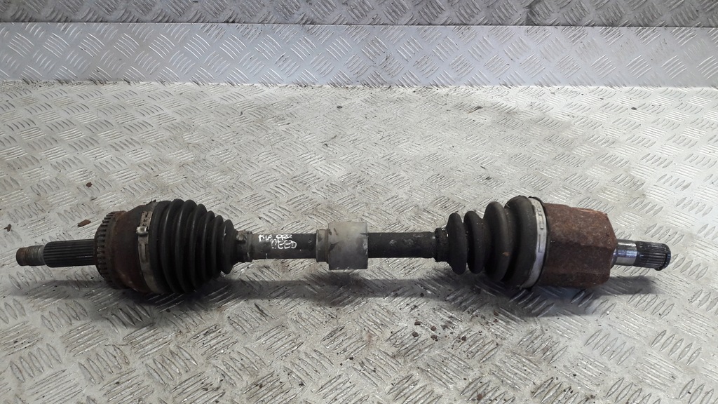 фото №1, Kia pro ceed 1.6 crdi приводной вал левый перед