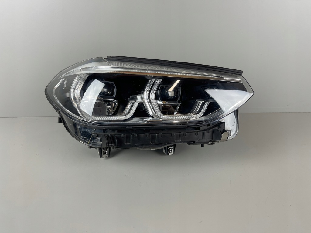 фото №1, Bmw x3 x4 g01 g02 lampaprawa перед адаптивный led europa 8739654