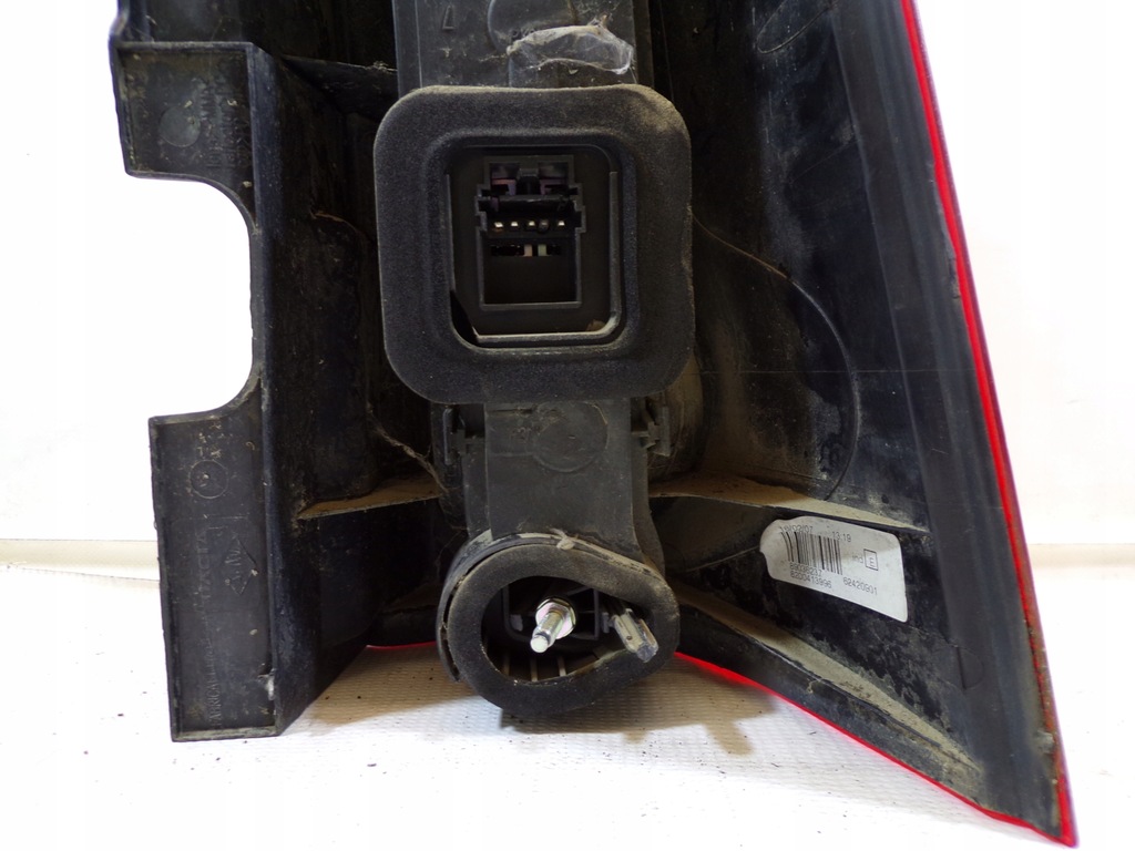 фото №10, Лампа задня задня ліва dacia logan kombi