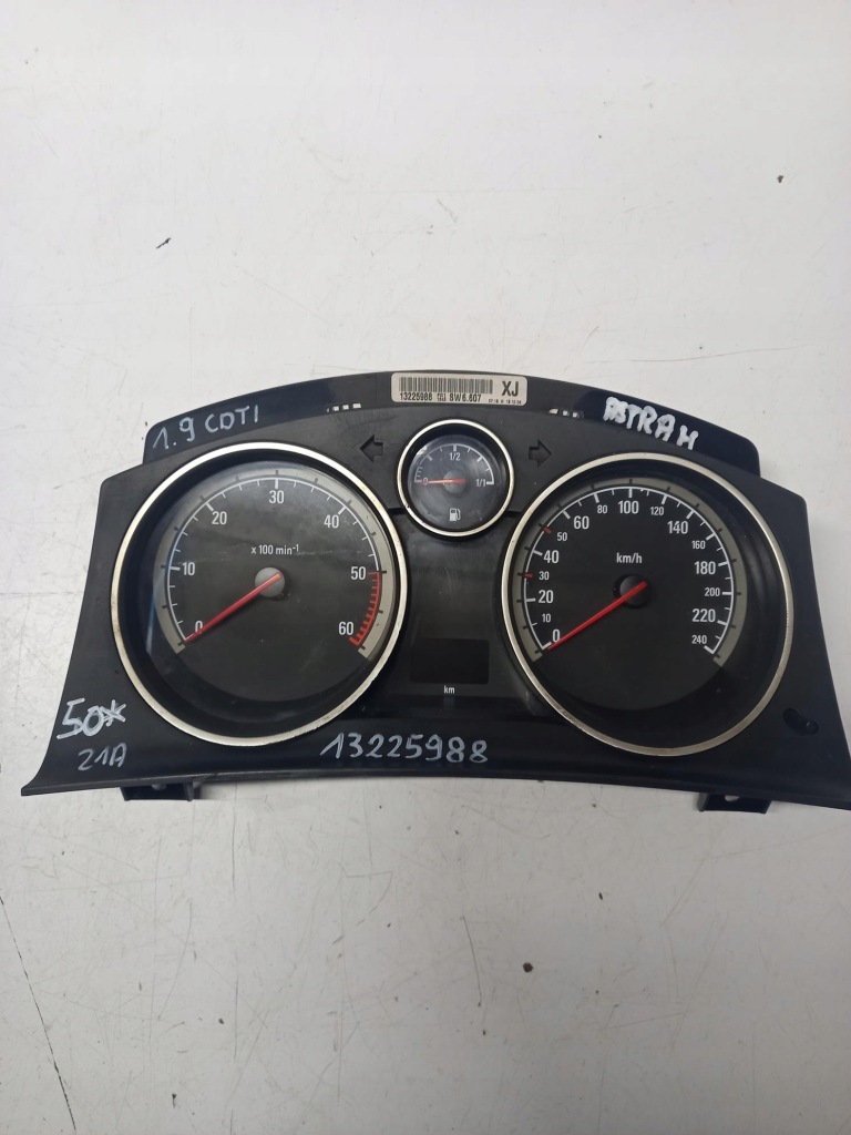 фото №1, Счетчик приборы opel astra h 1.9cdti 13225988