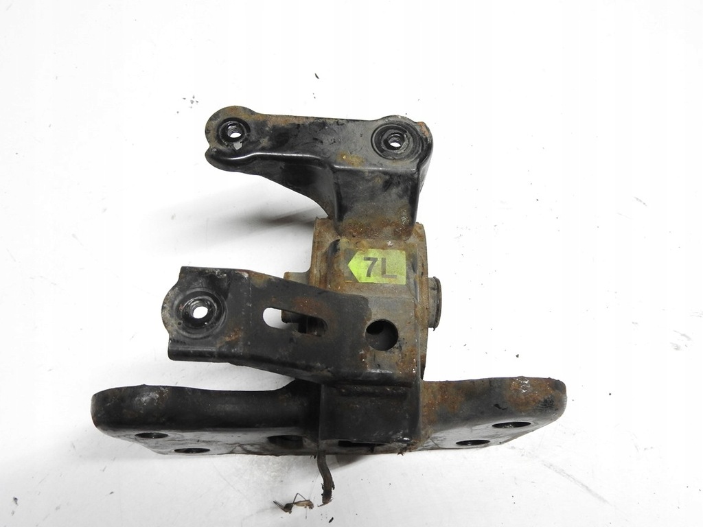 фото №11, Toyota auris i 1.6 1.4 кронштейн подушка кронштейн