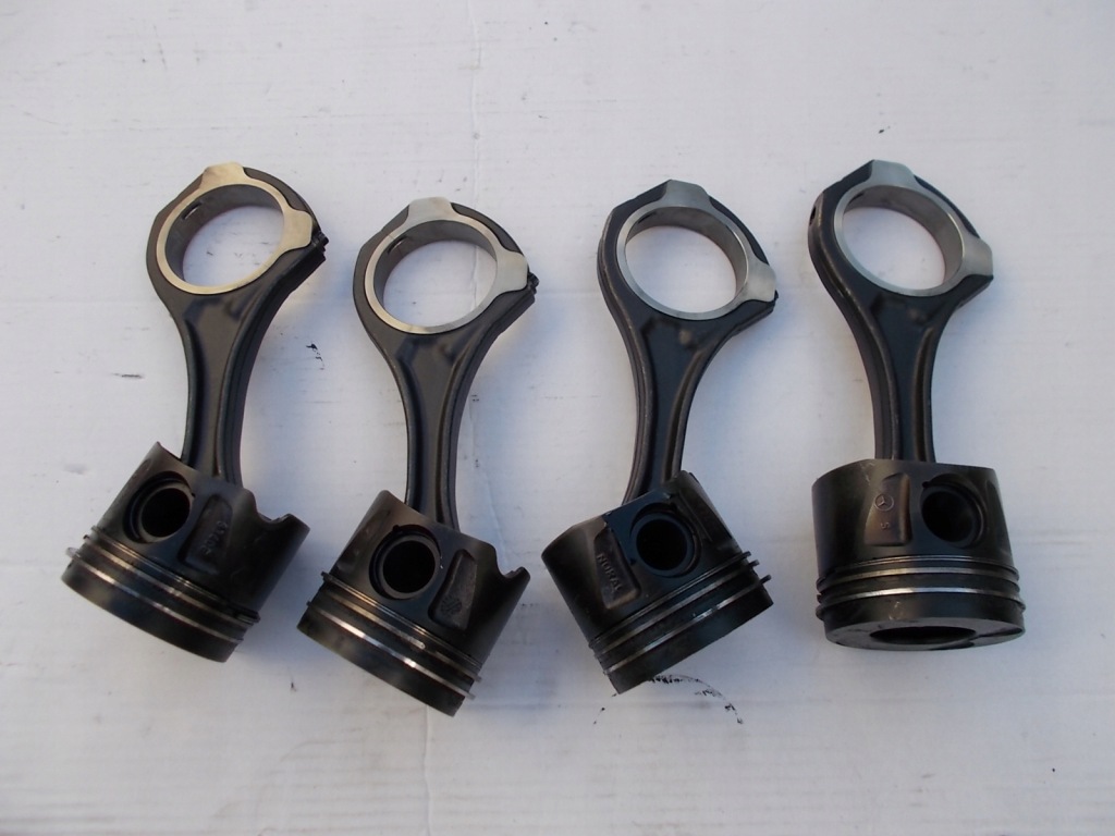 фото №1, Mercedes r w251 поршень шатун 3.2 cdi