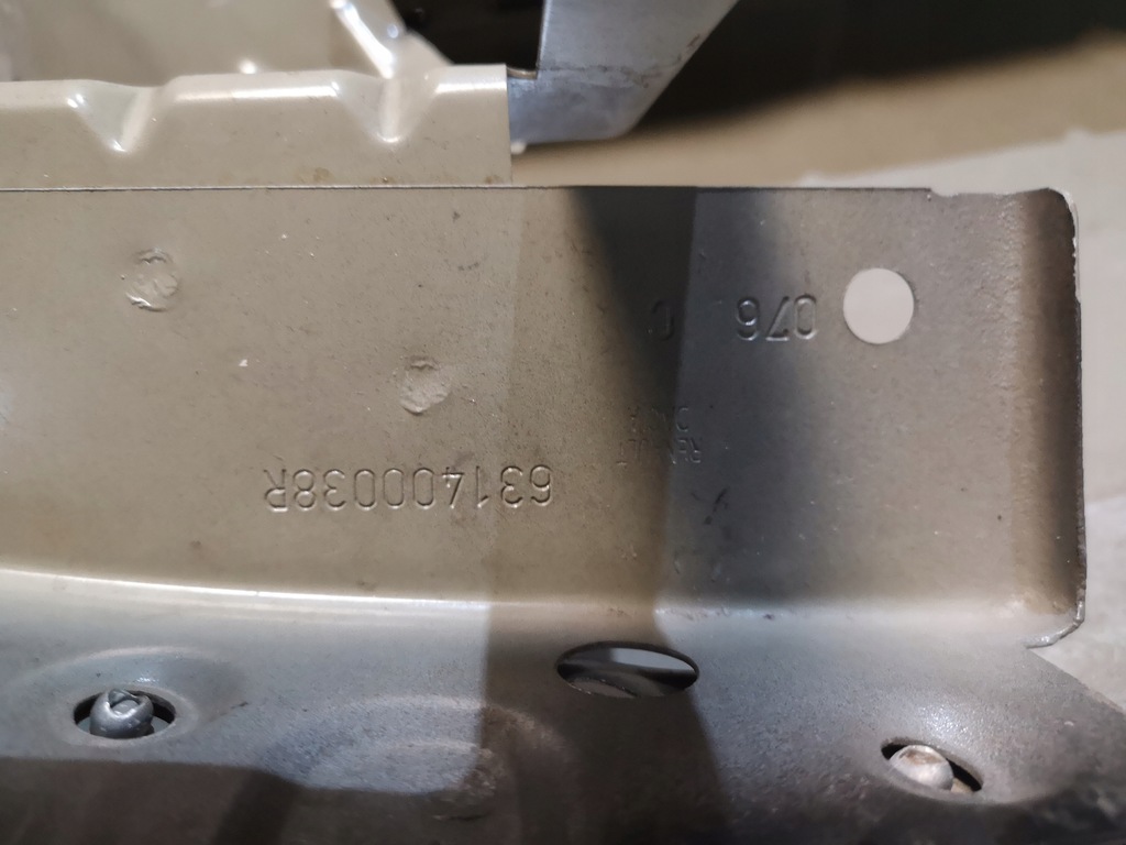 фото №12, Крыло правый перед передний dacia duster i