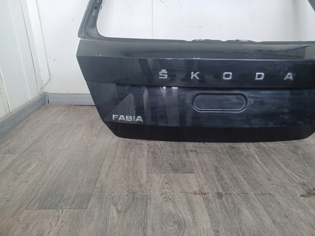 фото №8, Крышка багажника задняя задняя --- skoda fabia iii lift hb хэтчбек ------