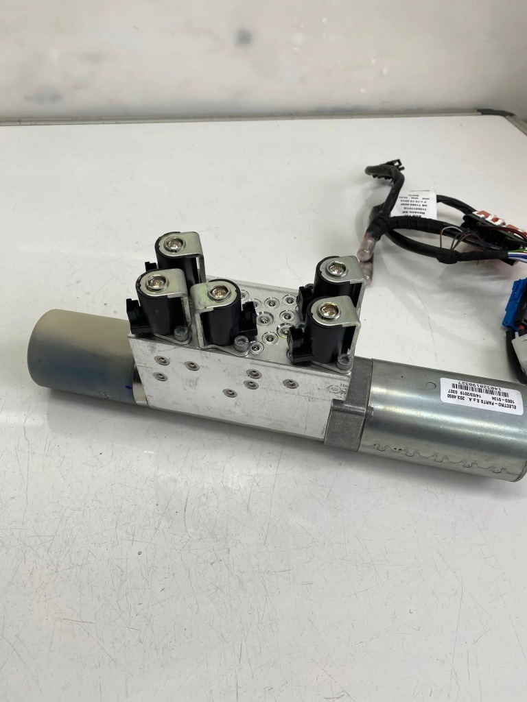 фото №9, Цилиндры кровельные bmw 4 cabrio f33, f83 7344440 2.0l бензиновый 135kw 2018