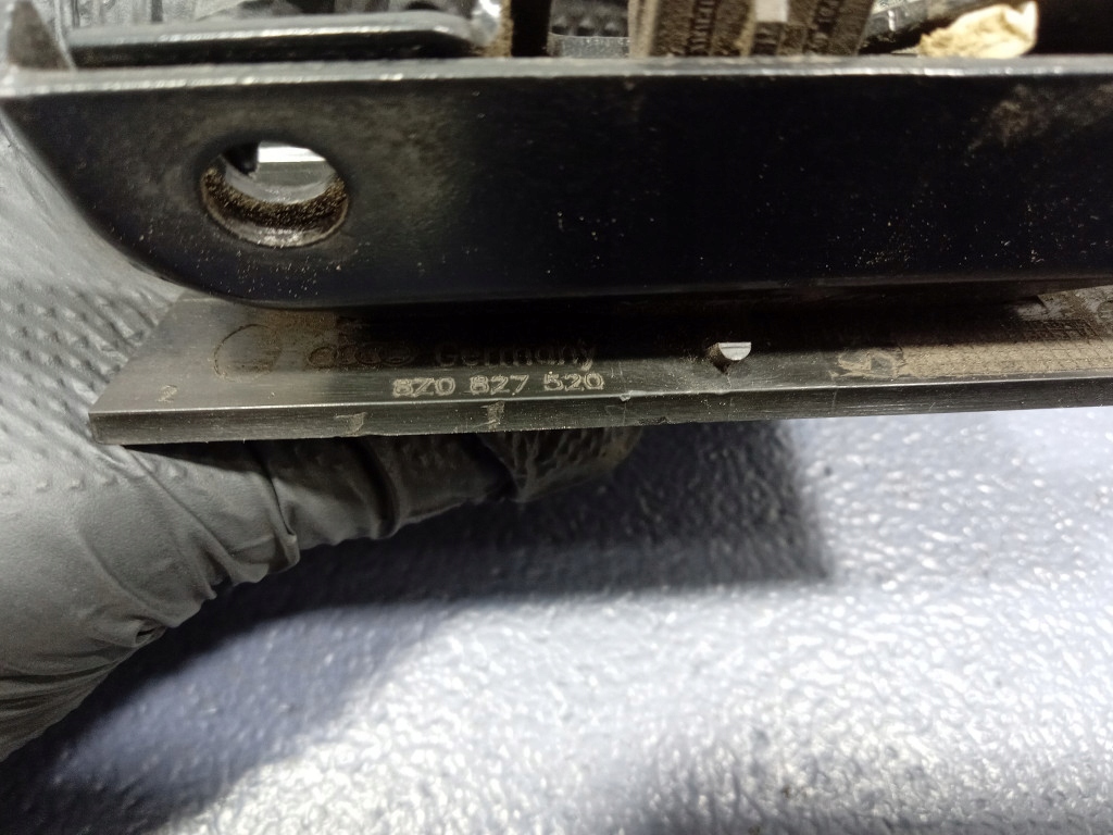 фото №8, Audi a2 замок кришки багажника 2 pin 8z0827520