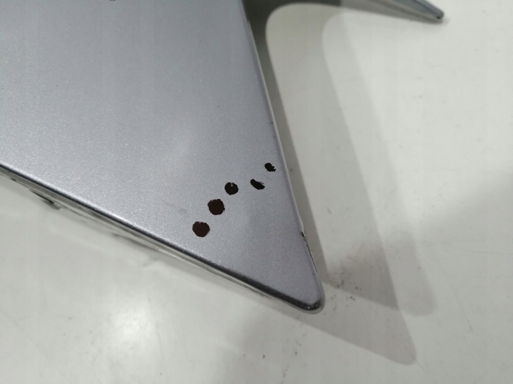 8u0821468a правый  перед крепеж крыла audi q3 aso Цена