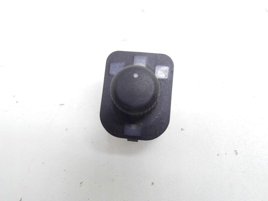 фото №1, Вимикач регулювання дзеркал 5p0959565 leon ii altea toledo iii оригінал