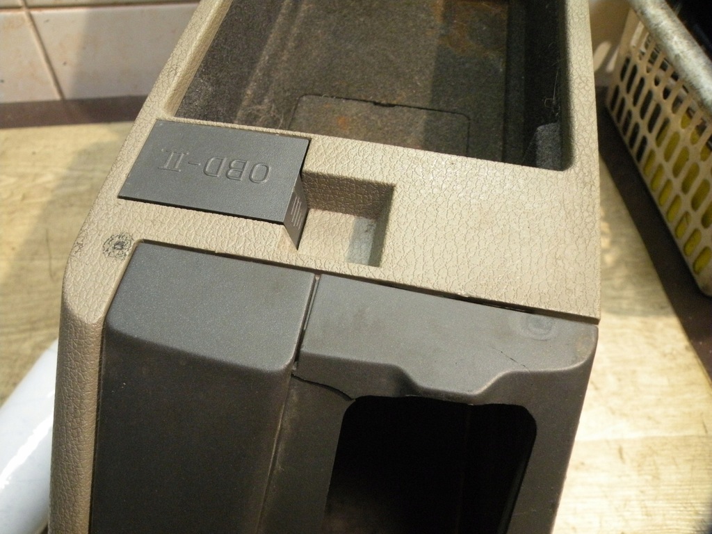 фото №15, Volvo s70 v70 97-00 туннель подлокотник кожа