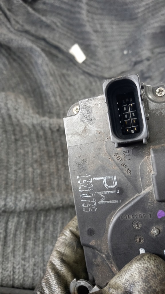 фото №4, Замок правий задня opel zafira b 06r