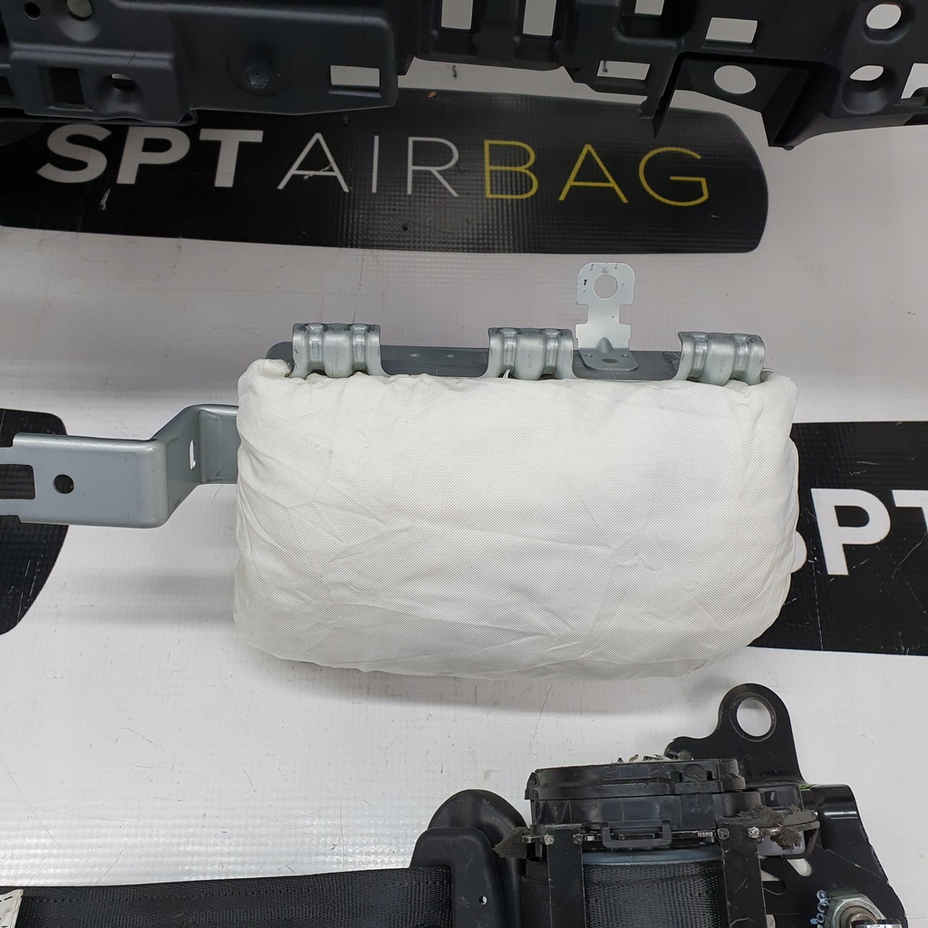 фото №8, Mazda cx3 приборная панель консоль подушки безопасности ремни подушка безопасности