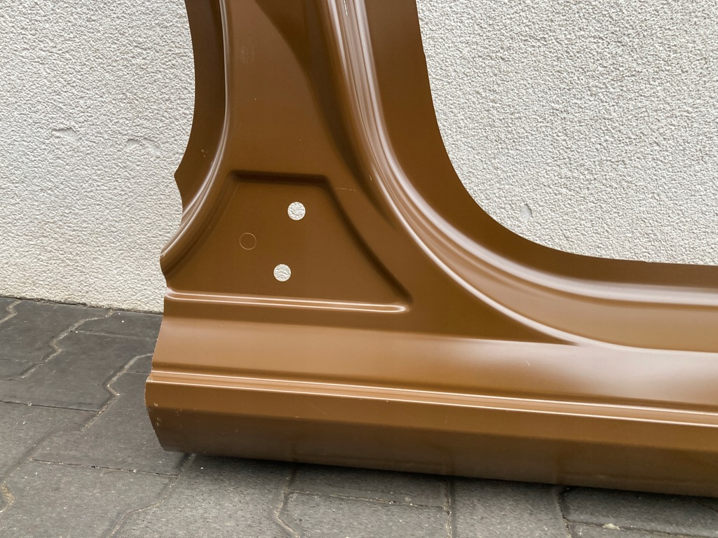 фото №8, Обшивка блок двигуна поріг правий передній tesla 3