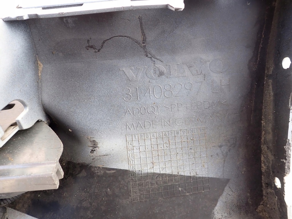 фото №13, Volvo xc90 ii 15- молдинг порог подножка левый led