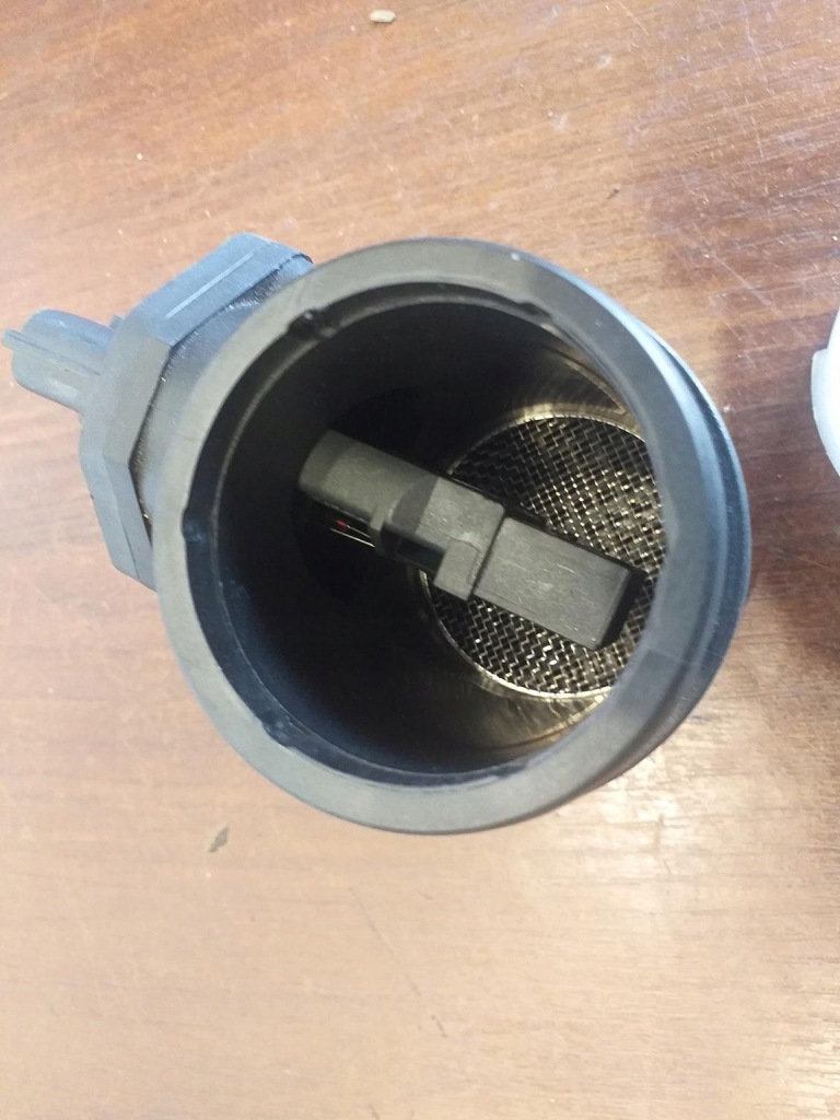 фото №7, Расходомер am1 434720521 opel 1.0 1.2 1.4