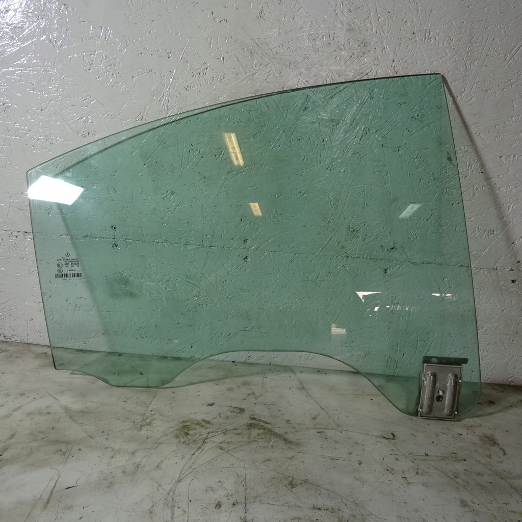 фото №1, Mercedes cls c219 стекло дверь задняя правая