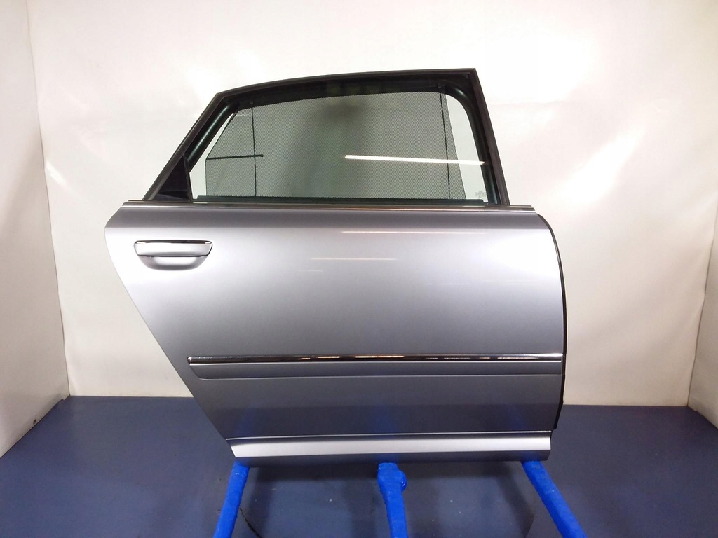 фото №1, Audi a8 d3 lift long дверь задняя правое ly7j