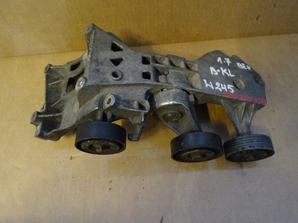 фото №1, Mercedes b-klasa w246 натягувач ремінь a2662000970