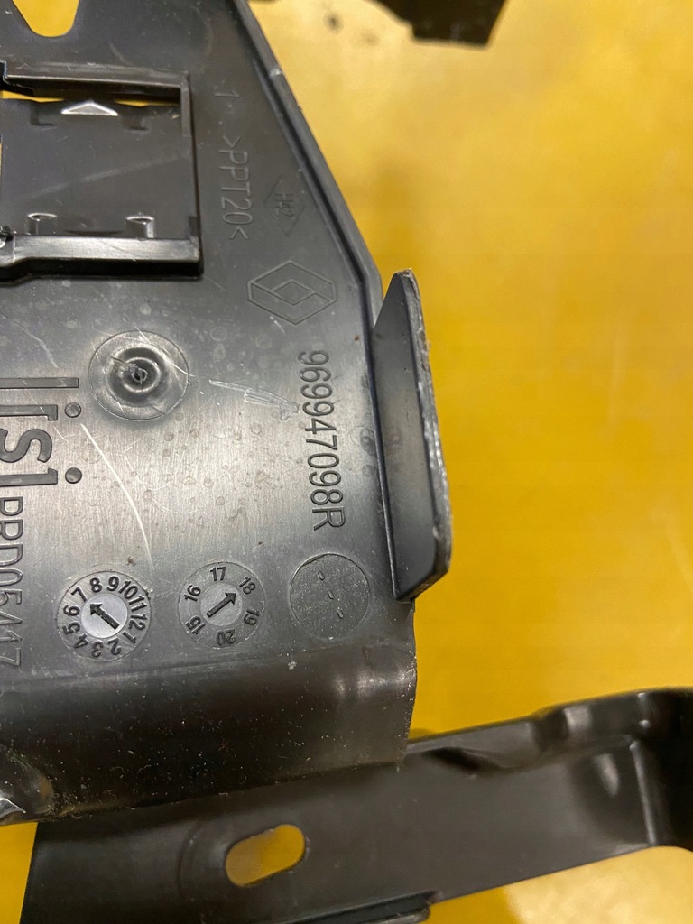 фото №2, Напрямна кронштейн кронштейн renault megane iv