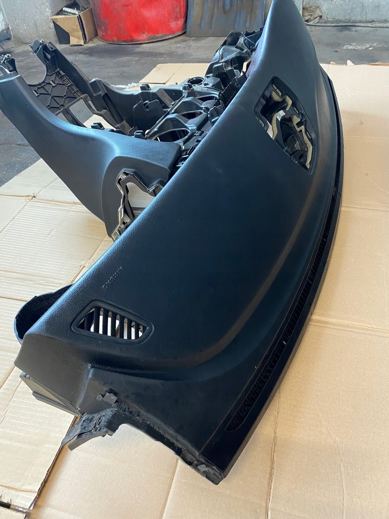 фото №7, Mercedes c w205 консоль приборная панель приборная подушка безопасности