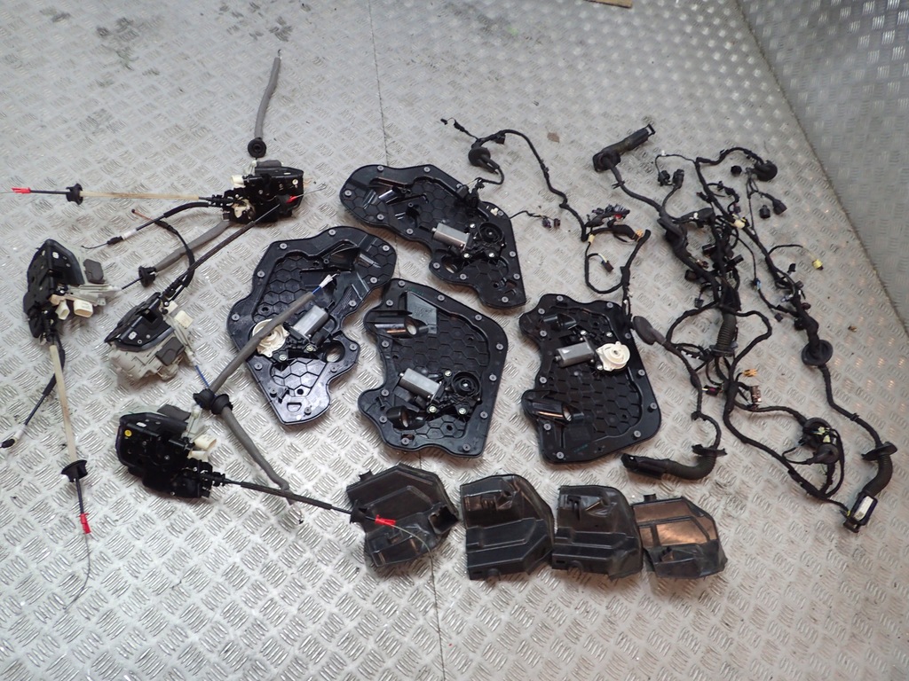 фото №1, Audi a8 s8 4h lift доводчики доводчик soft close