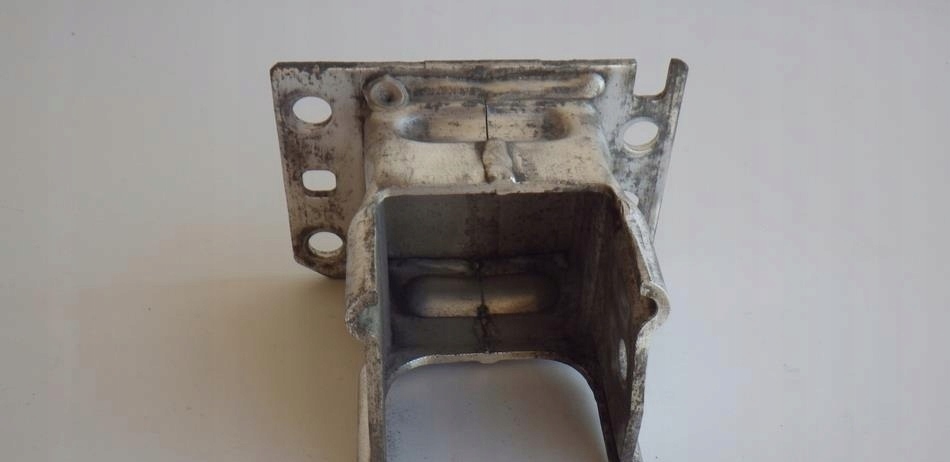 фото №8, Кронштейн кронштейн бампера audi a8 d3 4e0807115aa