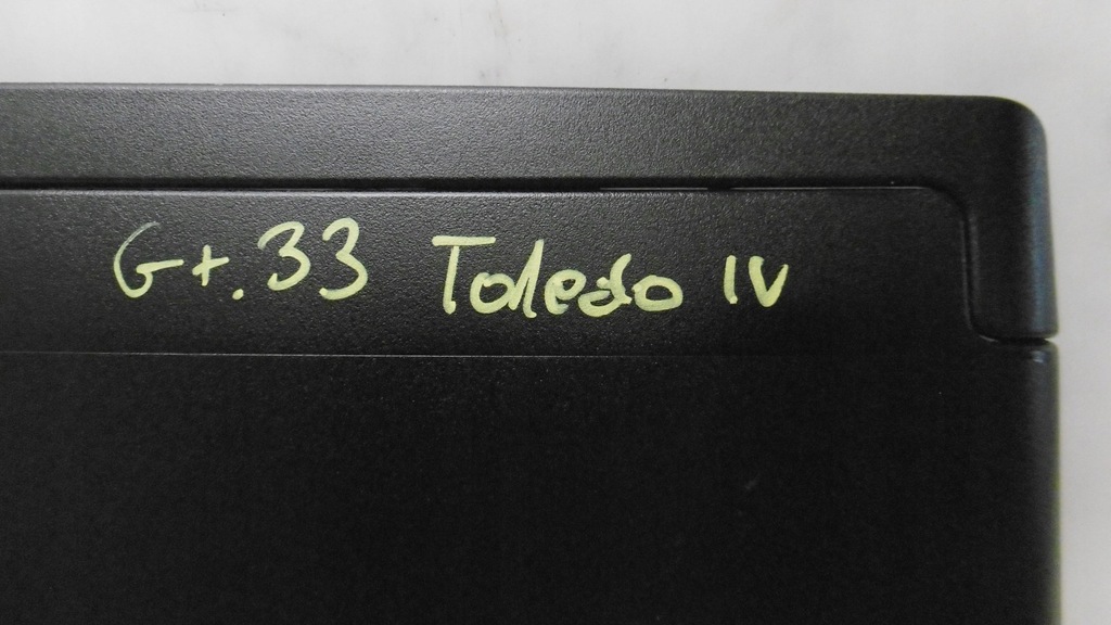 фото №4, Накладка свет стоп крышки seat toledo iv 4 2012r-