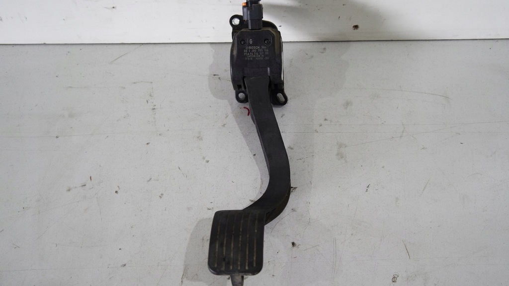 фото №1, Педаль газа потенциометр berlingo partner