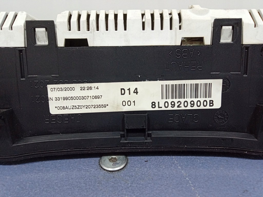 фото №7, Audi a3 8l 1.9 tdi счетчик приборы fis eu 8l0920900b